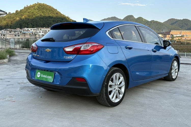 Used Chevrolet Cruze 2017 1.4T Hatchback Dual-Clutch Lingfeng Edition Exterior 4
