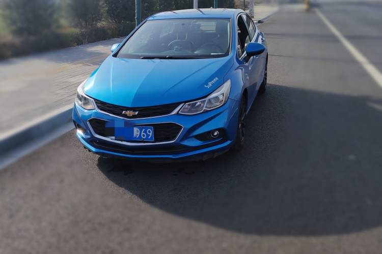 Used Chevrolet Cruze 2017 1.5L Manual Xuanfeng Edition Exterior 4