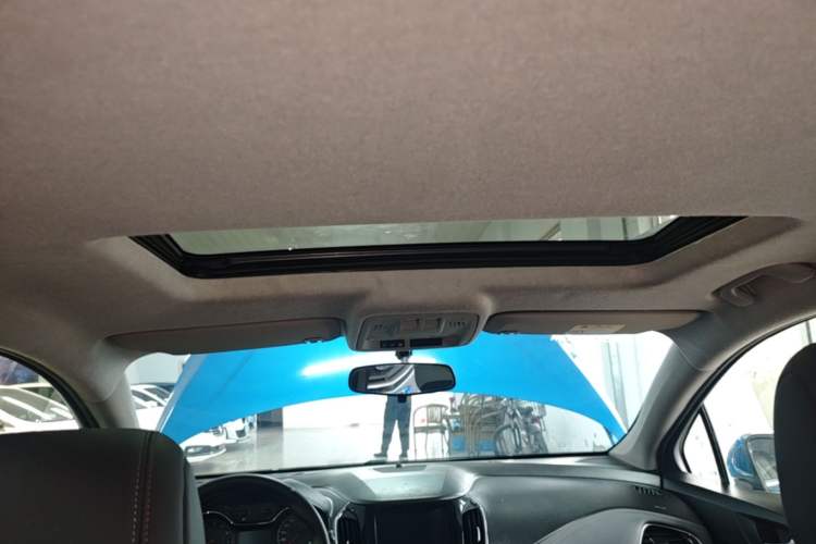 Used Chevrolet Cruze 2017 1.4T Hatchback Dual-Clutch Lingfeng Edition Headliner