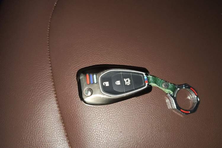Used Chevrolet Cruze 2017 1.5L Automatic Pioneer Sunroof Edition Interior 1