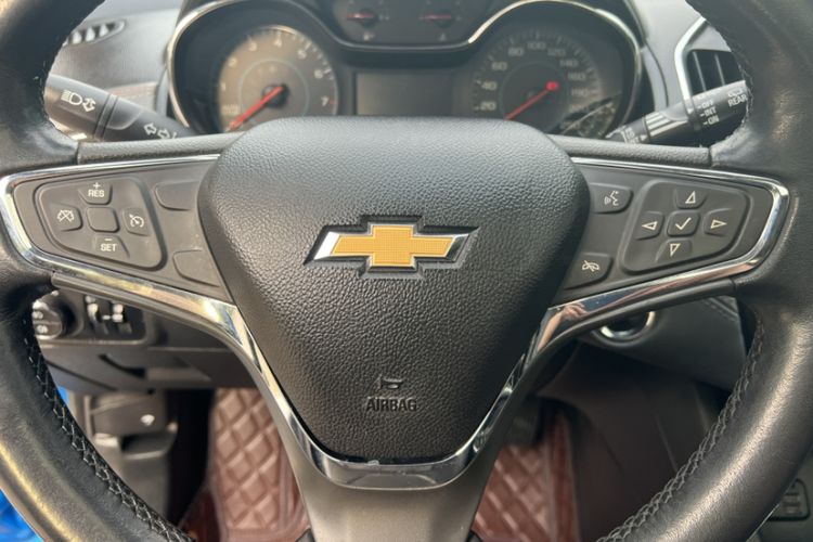 Used Chevrolet Cruze 2017 1.4T Hatchback Dual-Clutch Lingfeng Edition Interior 6