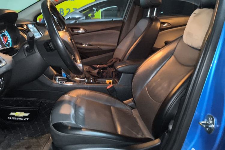 Used Chevrolet Cruze 2017 1.4T Hatchback Dual-Clutch Lingfeng Edition Left Front Seat