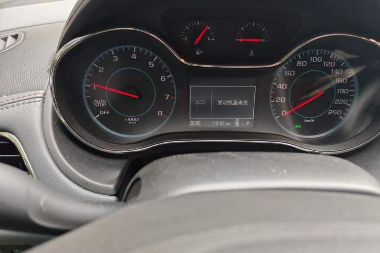 Used Chevrolet Cruze 2017 1.4T Hatchback Dual-Clutch Lingfeng Edition Odometer Close Up