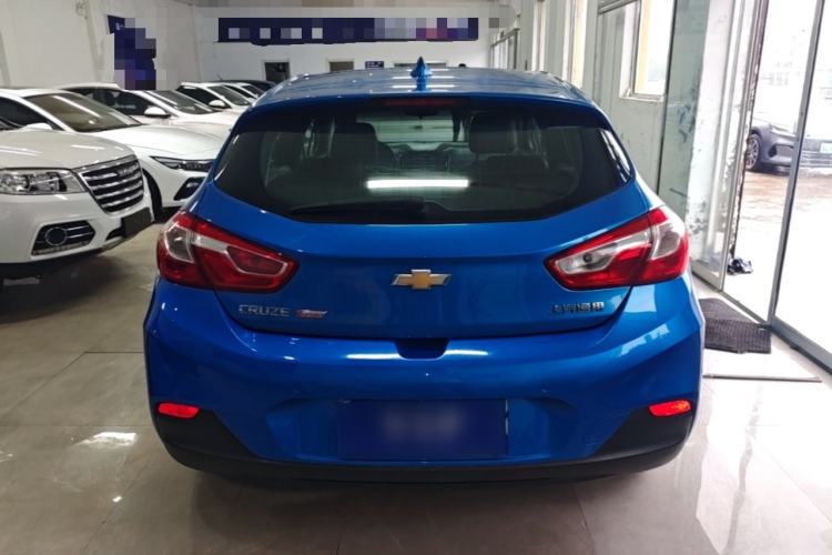 Used Chevrolet Cruze 2017 1.4T Hatchback Dual-Clutch Lingfeng Edition Rear