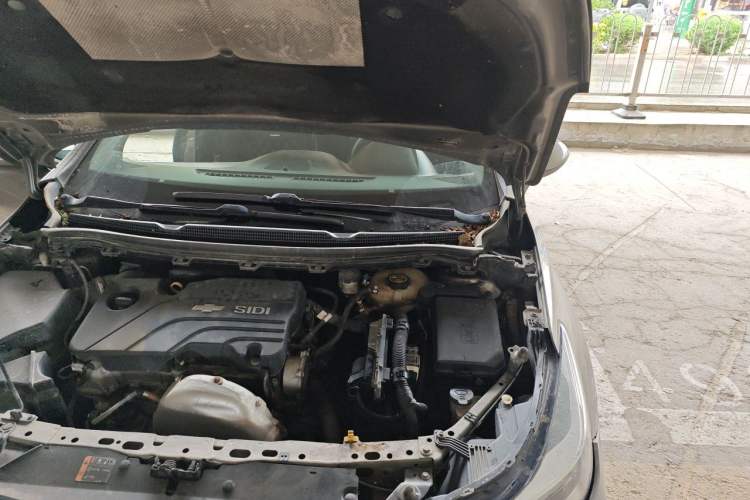 Used Chevrolet Cruze 2017 1.5L Automatic Pioneer Sunroof Edition Engine Bay Left