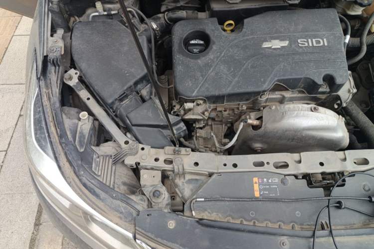 Used Chevrolet Cruze 2017 1.5L Manual Xuanfeng Edition Engine Bay Right