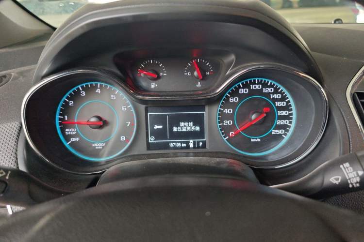Used Chevrolet Cruze 2017 1.5L Automatic Pioneer Sunroof Edition Instrument Cluster