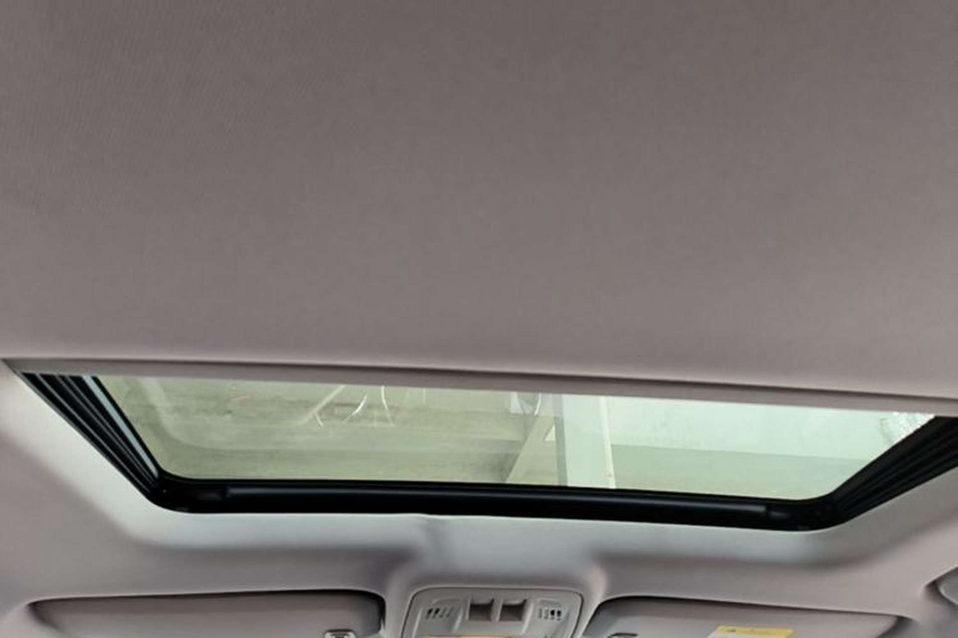 Used Chevrolet Cruze 2017 1.5L Automatic Pioneer Sunroof Edition Headliner
