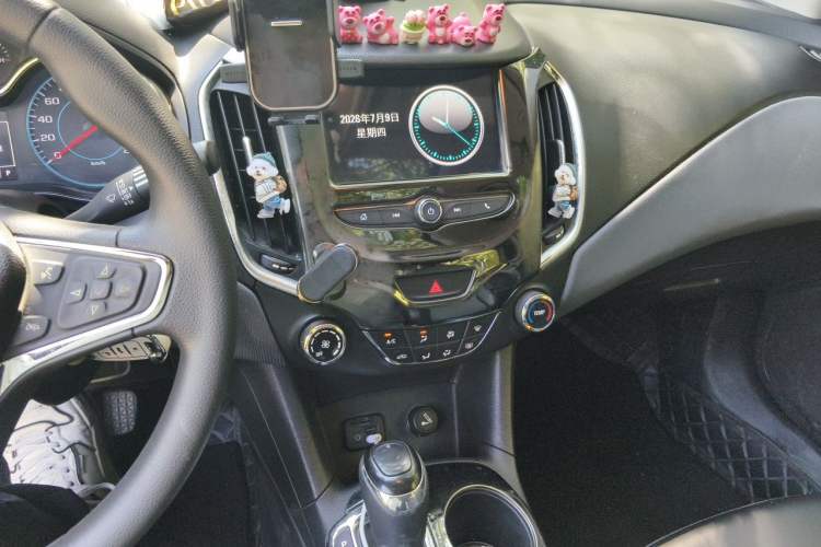 Used Chevrolet Cruze 2017 1.5L Automatic Xuanfeng Edition Audio And AC Panel