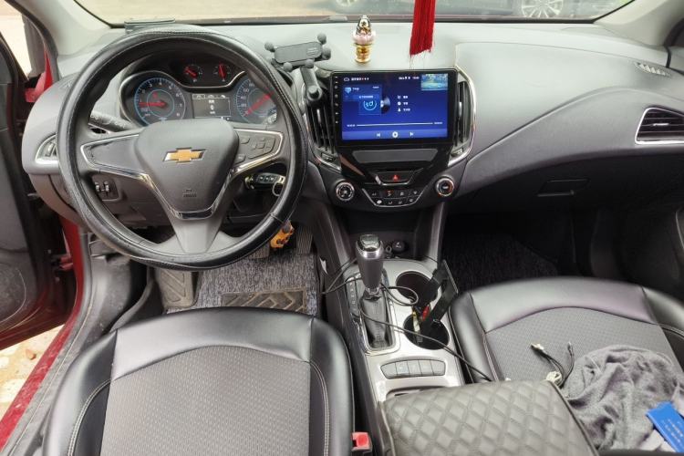 Used Chevrolet Cruze 2017 1.5L Automatic Xuanfeng Edition Center Console