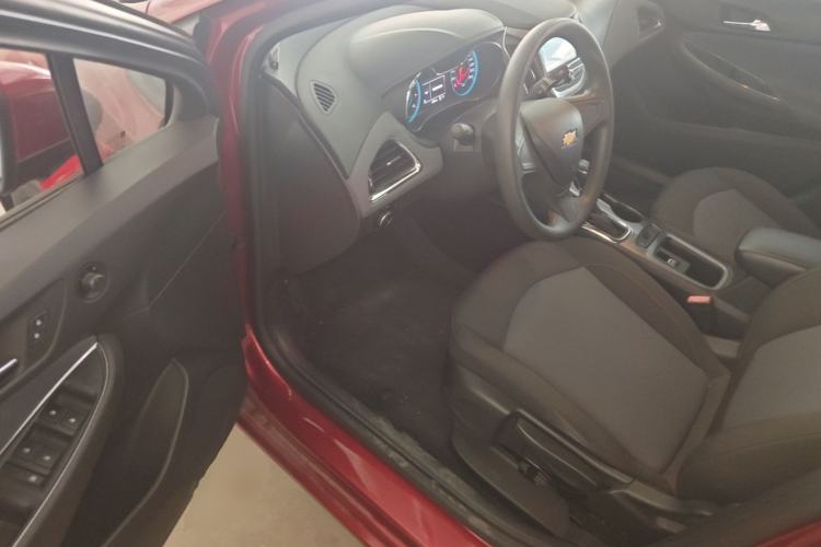 Used Chevrolet Cruze 2017 1.4T Dual-Clutch Pioneer Sunroof Edition Driver Seat