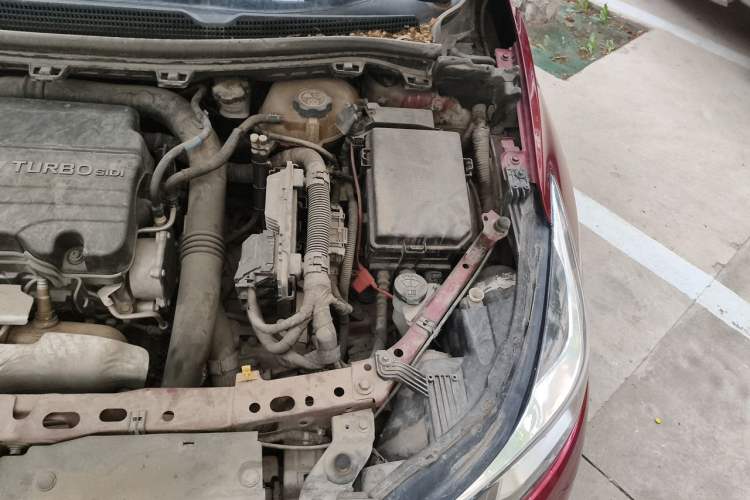 Used Chevrolet Cruze 2017 1.4T Dual-Clutch Xuanfeng Edition Engine Bay Left