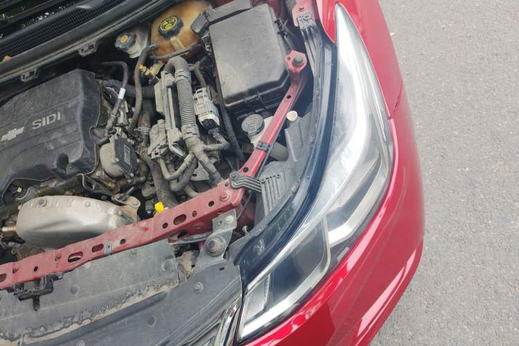 Used Chevrolet Cruze 2017 1.5L Automatic Pioneer Sunroof Edition Engine Bay Left