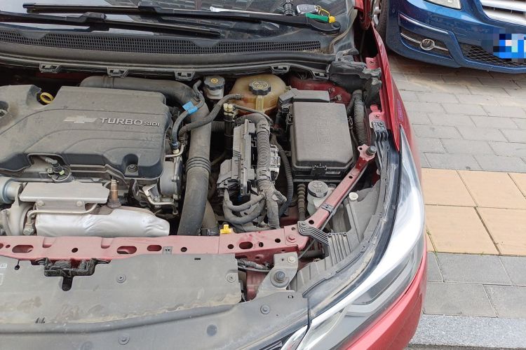 Used Chevrolet Cruze 2017 1.4T Hatchback Dual-Clutch Lingfeng Edition Engine Bay Left