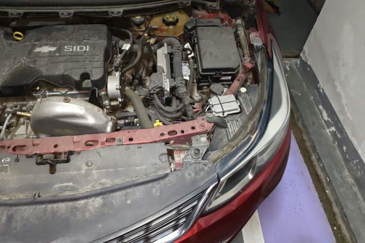 Used Chevrolet Cruze 2017 1.5L Automatic Pioneer Sunroof Edition Engine Bay Left