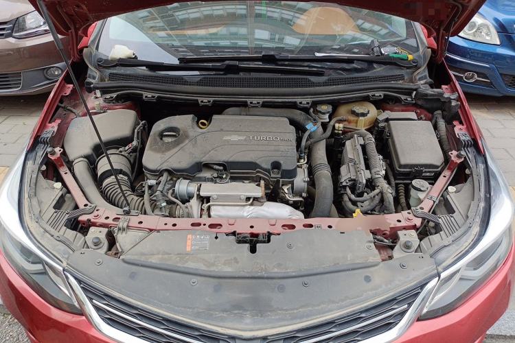 Used Chevrolet Cruze 2017 1.4T Hatchback Dual-Clutch Lingfeng Edition Engine Bay