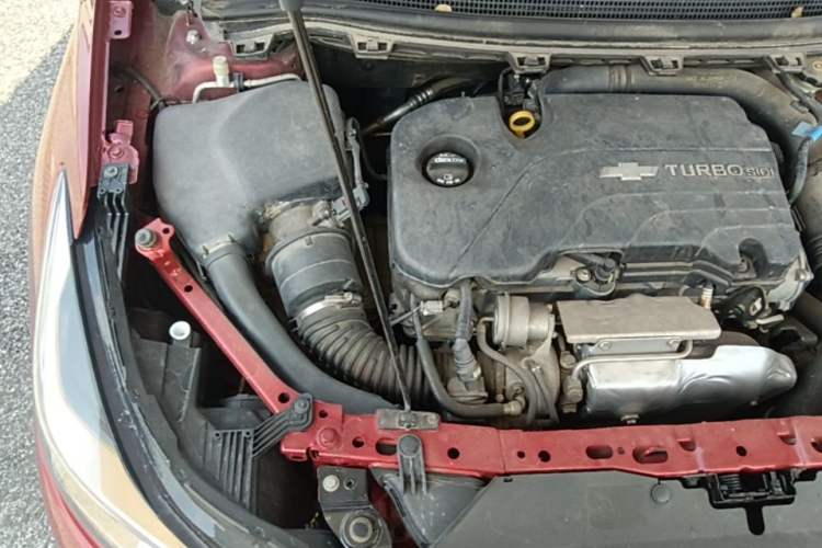 Used Chevrolet Cruze 2017 1.4T Dual-Clutch Xuanfeng Edition Engine Bay Right