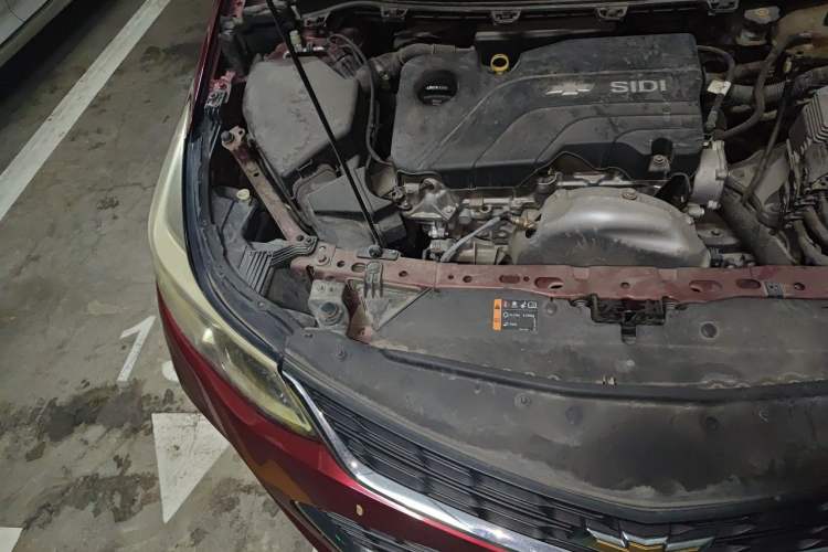 Used Chevrolet Cruze 2017 1.5L Automatic Pioneer Sunroof Edition Engine Bay Right
