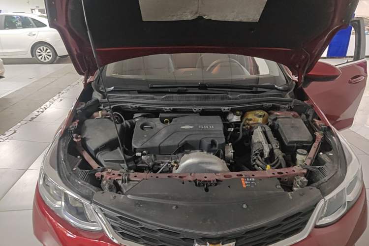 Used Chevrolet Cruze 2017 1.5L Automatic Xuanfeng Edition Engine Bay Right