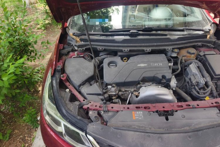 Used Chevrolet Cruze 2017 1.5L Automatic Pioneer Sunroof Edition Engine Bay Right