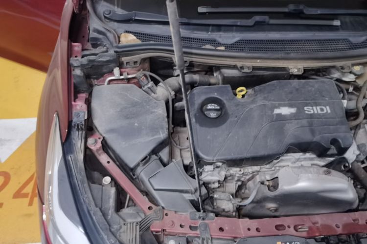 Used Chevrolet Cruze 2017 1.5L Automatic Pioneer Sunroof Edition Engine Bay Right