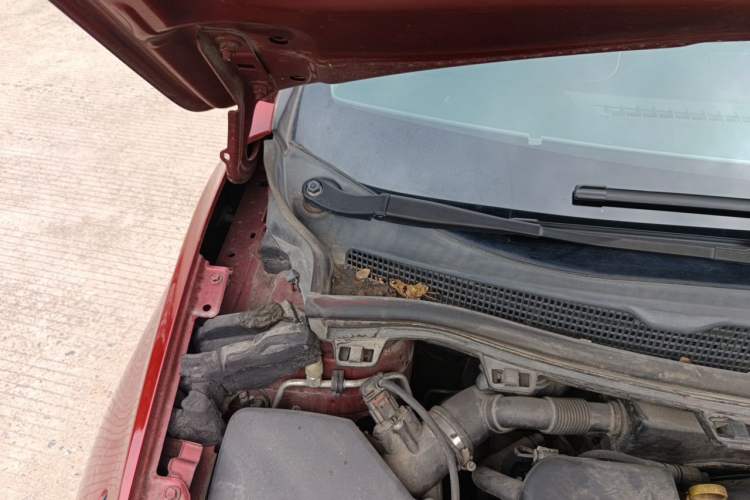 Used Chevrolet Cruze 2017 1.5L Automatic Pioneer Sunroof Edition Engine Bay Right