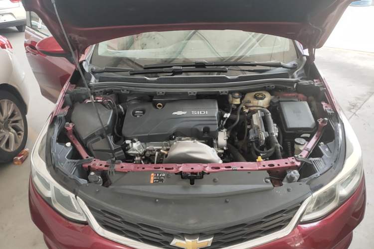 Used Chevrolet Cruze 2017 1.5L Automatic Pioneer Sunroof Edition Engine Bay