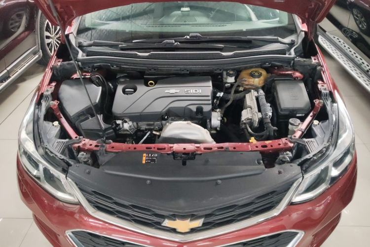 Used Chevrolet Cruze 2017 1.5L Hatchback Manual Pioneer Edition Engine Bay