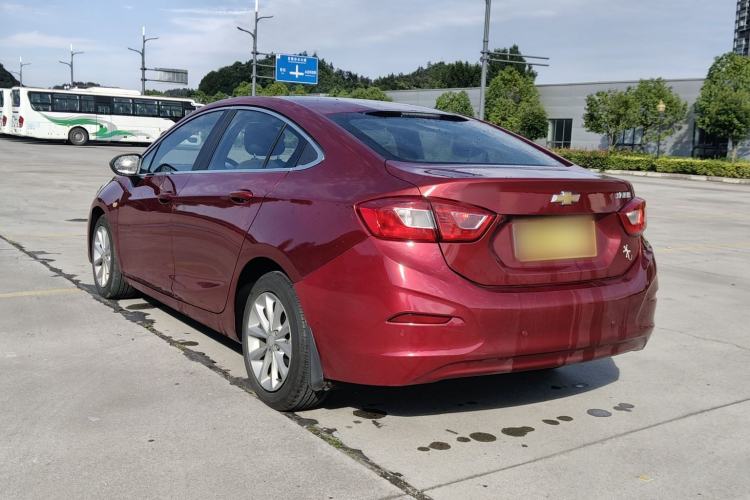 Used Chevrolet Cruze 2017 1.5L Automatic Pioneer Sunroof Edition Exterior 7