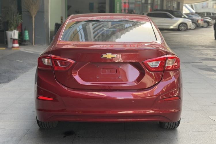 Used Chevrolet Cruze 2017 1.5L Manual Pioneer Edition Exterior 8