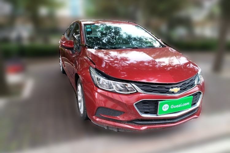 Used Chevrolet Cruze 2017 1.5L Automatic Pioneer Sunroof Edition Front Right 45 Deg