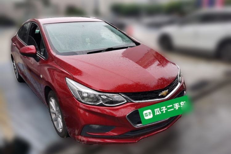 Used Chevrolet Cruze 2017 1.5L Automatic Pioneer Sunroof Edition Front Right 45 Deg