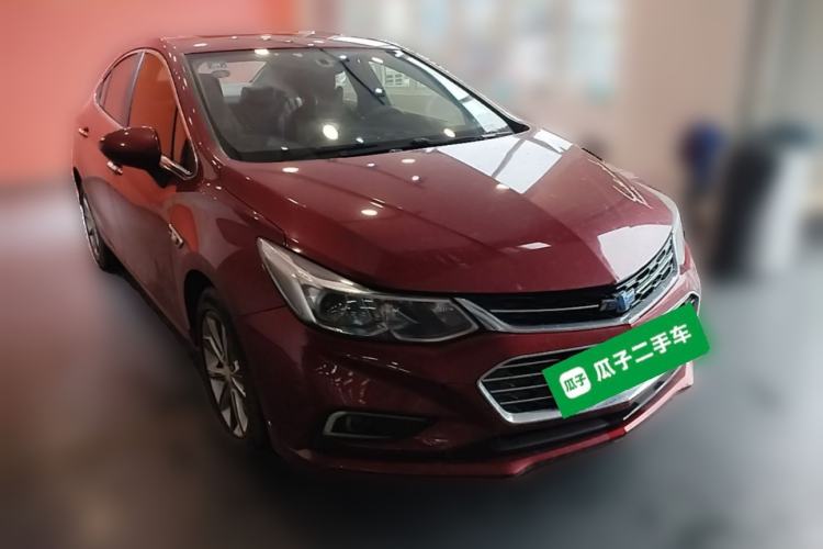 Used Chevrolet Cruze 2017 1.5L Automatic Pioneer Sunroof Edition Front Right 45 Deg