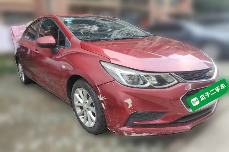 Used Chevrolet Cruze 2017 1.5L Automatic Pioneer Sunroof Edition Front Right 45 Deg
