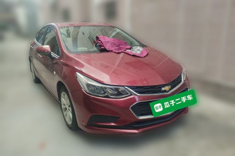 Used Chevrolet Cruze 2017 1.5L Automatic Pioneer Sunroof Edition Front Right 45 Deg