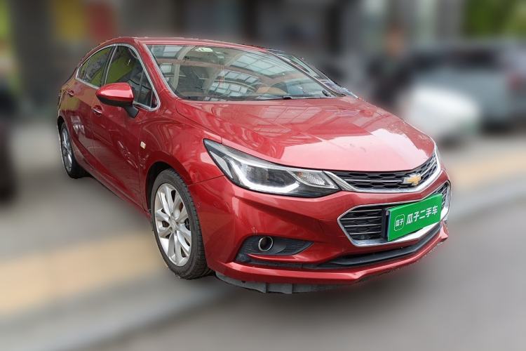 Used Chevrolet Cruze 2017 1.4T Hatchback Dual-Clutch Lingfeng Edition Front Right 45 Deg