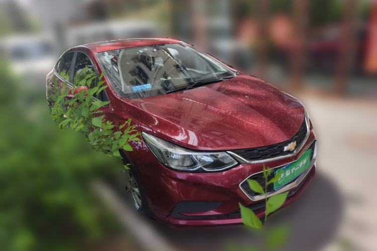 Used Chevrolet Cruze 2017 1.5L Automatic Pioneer Sunroof Edition Front Right 45 Deg