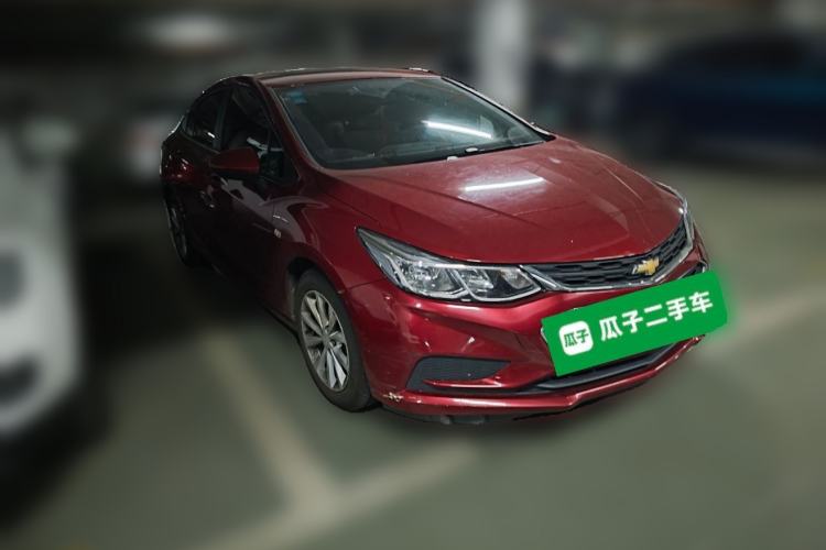 Used Chevrolet Cruze 2017 1.5L Automatic Pioneer Sunroof Edition Front Right 45 Deg