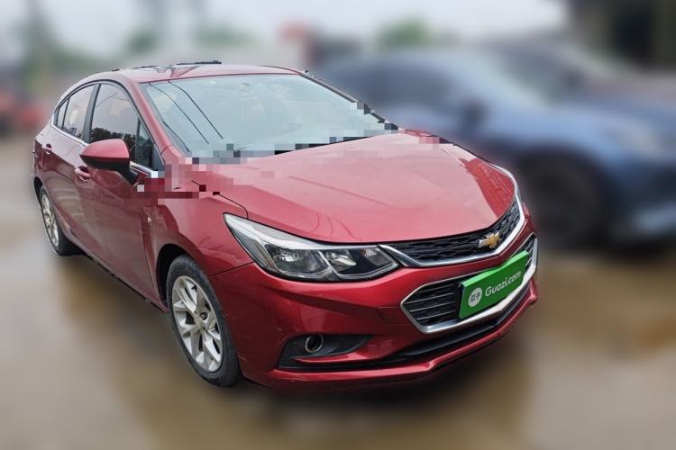 Used Chevrolet Cruze 2017 1.5L Hatchback Automatic Xuanfeng Edition Front Right 45 Deg