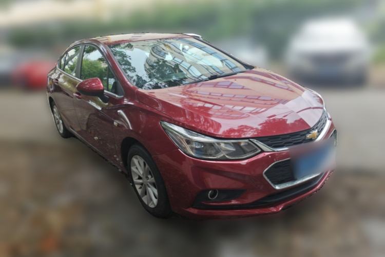 Used Chevrolet Cruze 2017 1.5L Manual Xuanfeng Edition Front Right 45 Deg