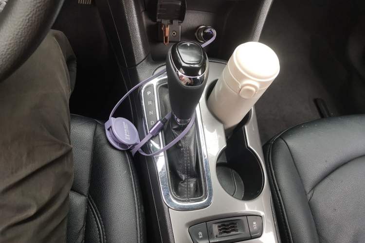 Used Chevrolet Cruze 2017 1.5L Automatic Pioneer Sunroof Edition Gear Lever