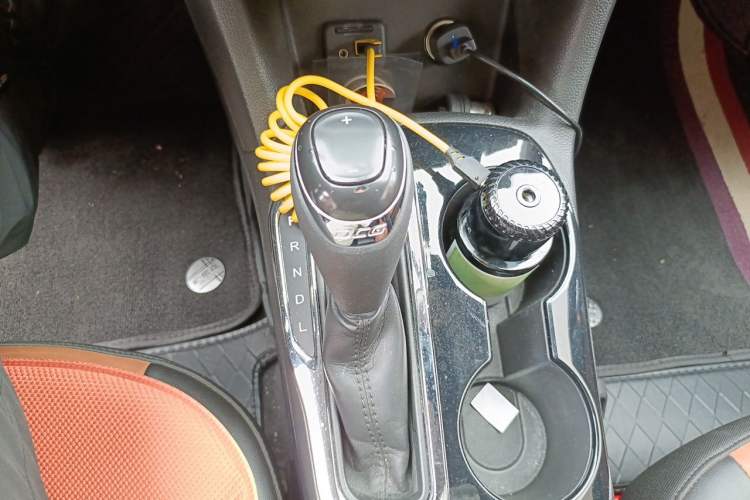 Used Chevrolet Cruze 2017 1.4T Hatchback Dual-Clutch Lingfeng Edition Gear Lever