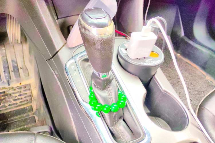 Used Chevrolet Cruze 2017 1.5L Automatic Xuanfeng Edition Gear Lever