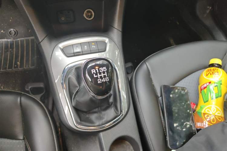 Used Chevrolet Cruze 2017 1.5L Manual Xuanfeng Edition Gear Lever