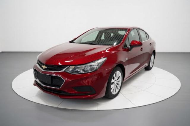 Chevrolet Cruze 2017 1.5L Hatchback Automatic Pioneer Sunroof Edition usado