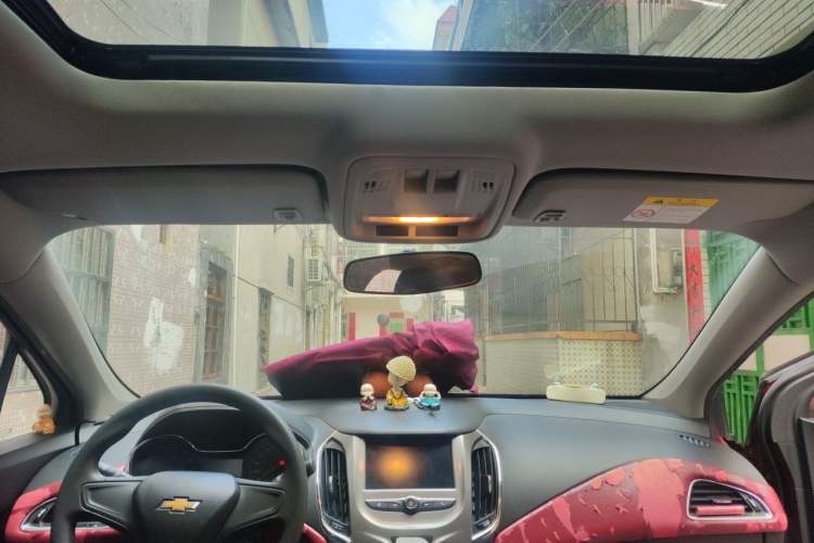 Used Chevrolet Cruze 2017 1.5L Automatic Pioneer Sunroof Edition Headliner