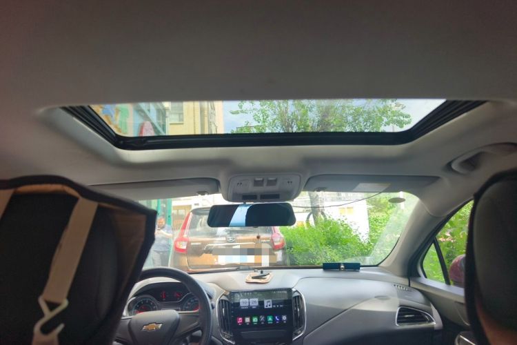 Used Chevrolet Cruze 2017 1.5L Automatic Pioneer Sunroof Edition Headliner