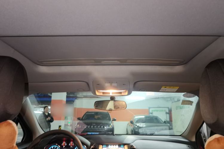 Used Chevrolet Cruze 2017 1.5L Automatic Pioneer Sunroof Edition Headliner