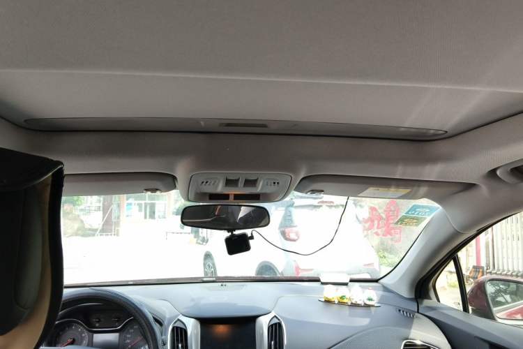 Used Chevrolet Cruze 2017 1.5L Automatic Pioneer Sunroof Edition Headliner