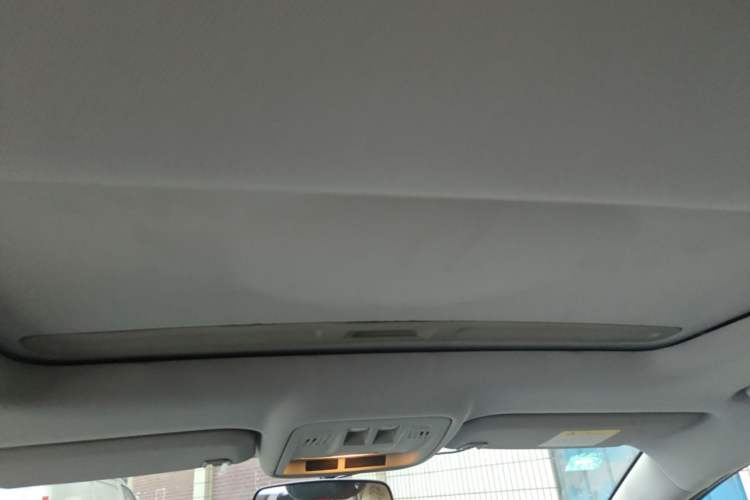 Used Chevrolet Cruze 2017 1.5L Manual Xuanfeng Edition Headliner